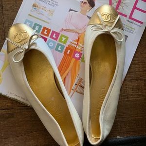CHANEL gold cap-toe Ballerina flats ✨authentic✨